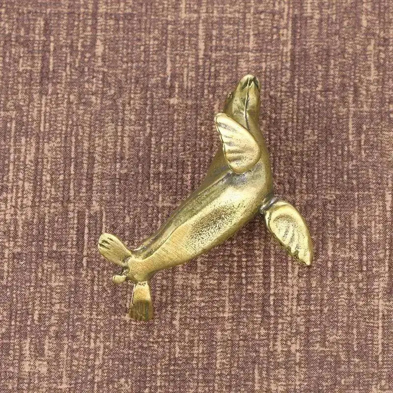 Sea Animal Seal Figurines Miniatures Retro Brass Office Desktop Crafts Ornament Gifts Home Decorations Living Room Accessories